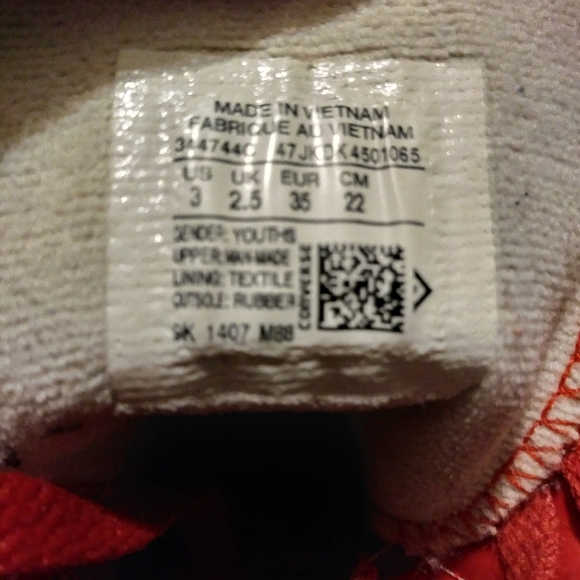 Converse • Cherry Red • Kids 3 • Back To School - Picture 8 of 10